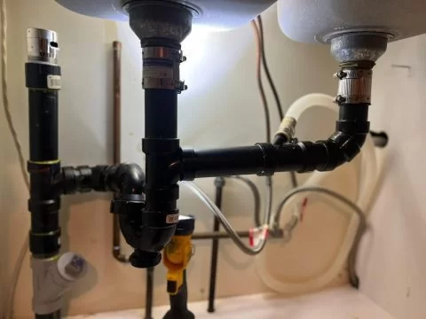 Service de nettoyage et débouchage de drain, canalisation et tuyauterie - AAA Complete Drainage